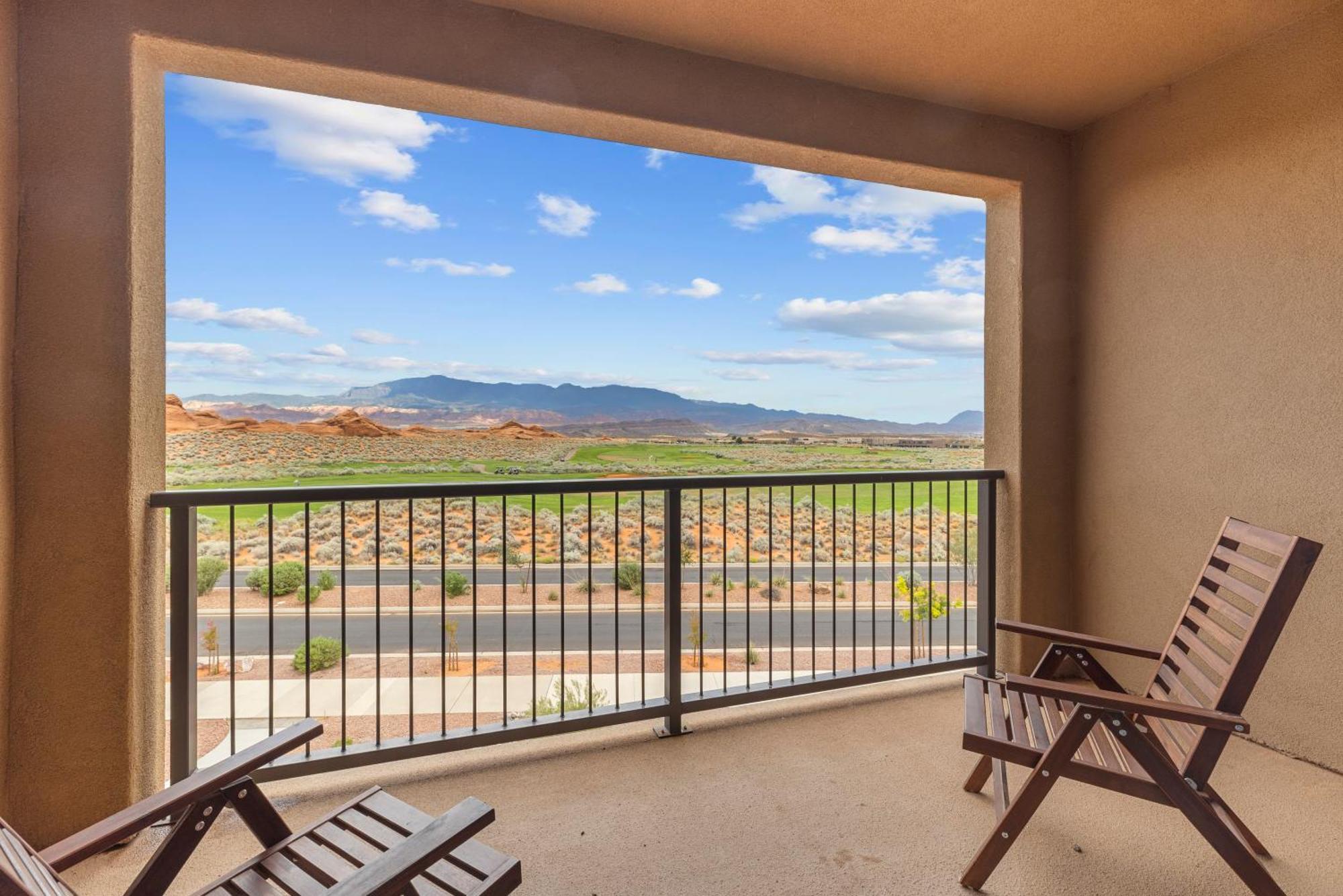 Vacation Rentals At Sand Hollow Resort 허리케인 외부 사진