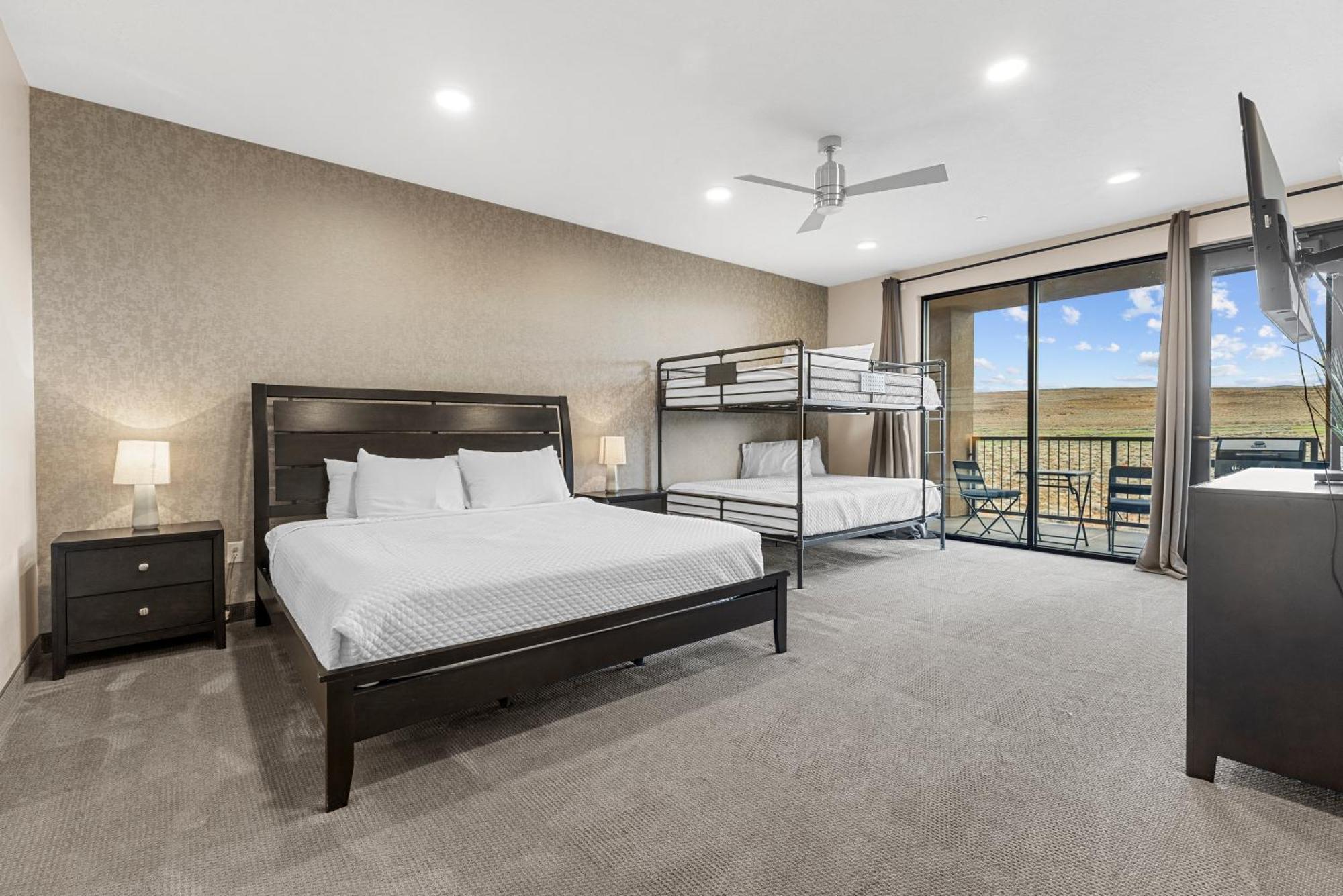 Vacation Rentals At Sand Hollow Resort 허리케인 외부 사진